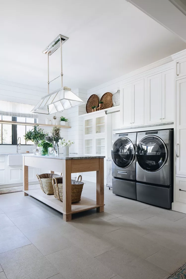 Bannockburn laundry room